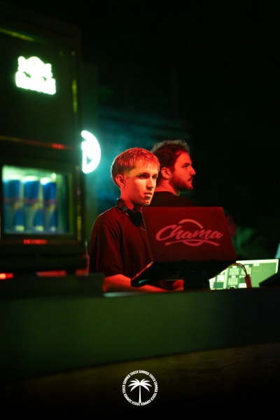 01.08-TOUCH-SUMMER-101-di-101