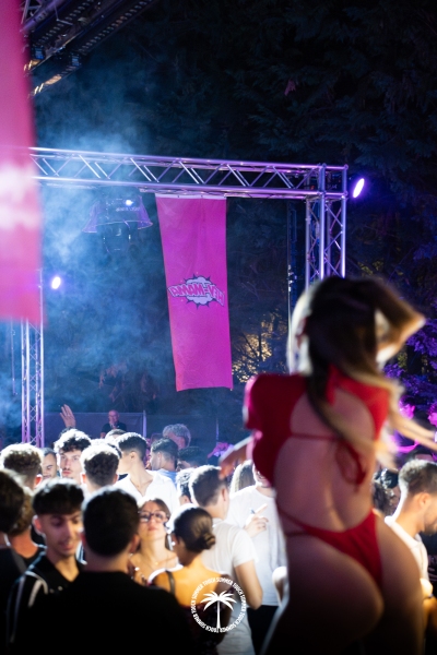 01.08-TOUCH-SUMMER-49-di-101
