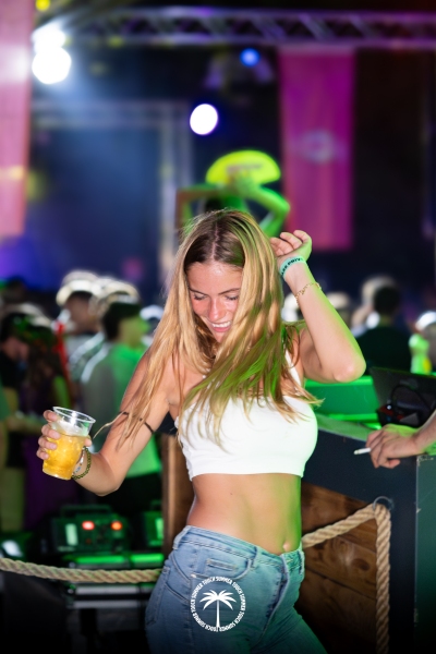 01.08-TOUCH-SUMMER-_8-di-101