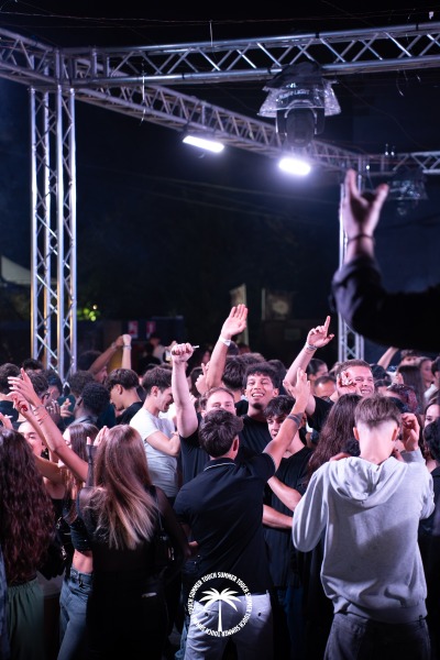 02.08-Touch-Summer-32-di-59