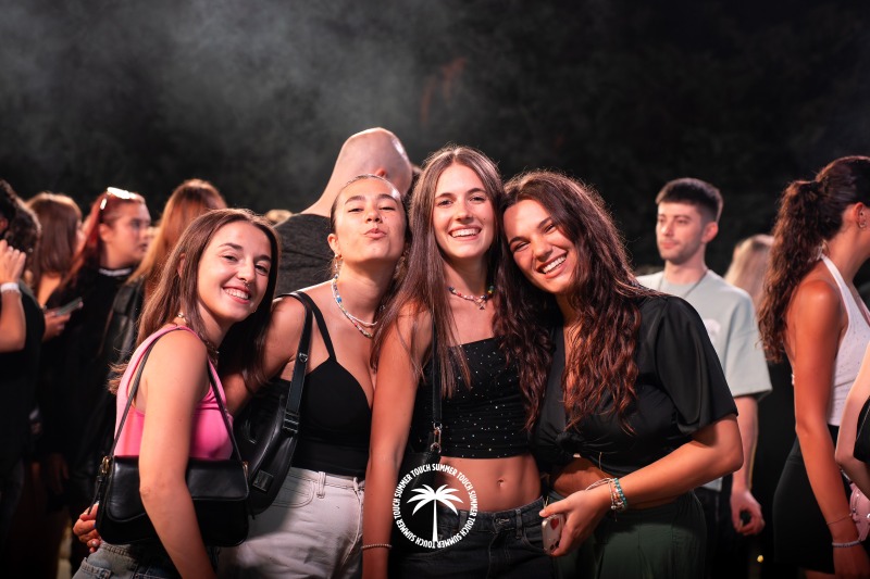 02.08-Touch-Summer-47-di-59