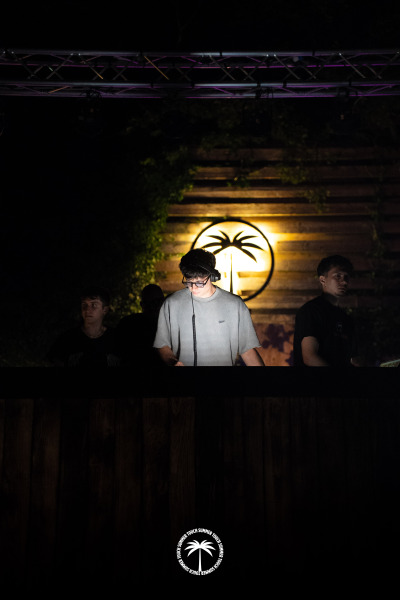 06.06-Touch-Summer-1-di-102