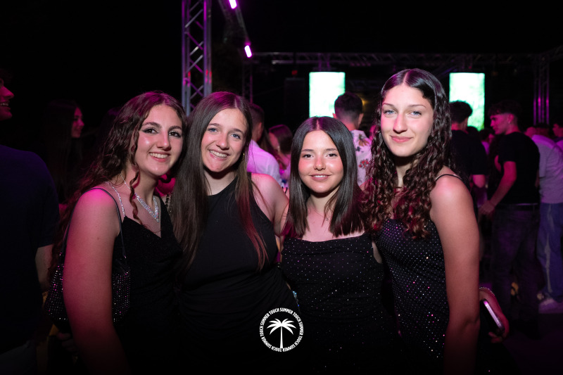 06.06-Touch-Summer-101-di-102