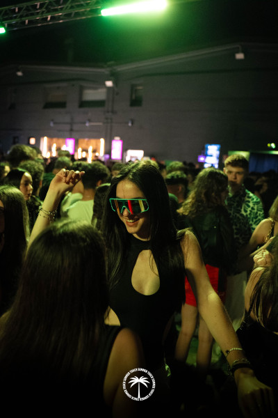 06.06-Touch-Summer-49_-di-102