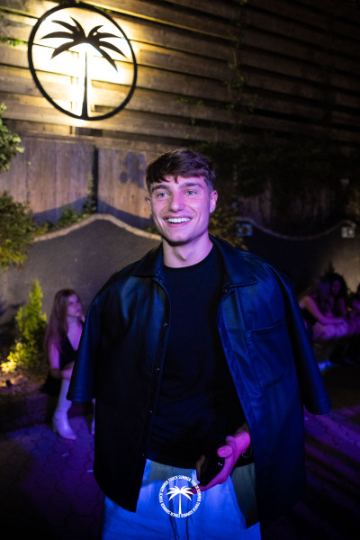 06.06-Touch-Summer-92-di-102