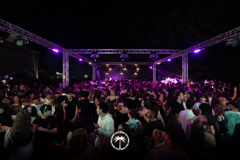 06.06-Touch-Summer-98_-di-102