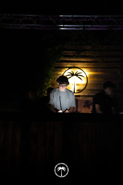 06.06-Touch-Summer-99_-di-102