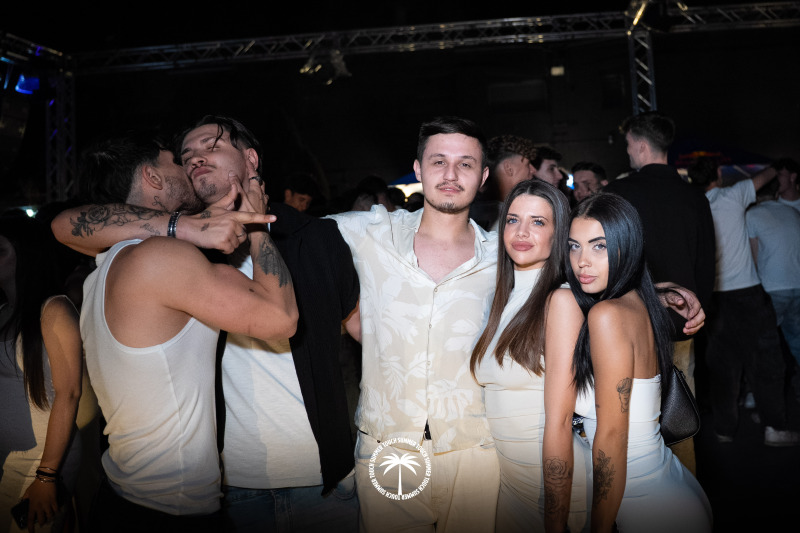 07.06-Touch-Summer-101-di-102