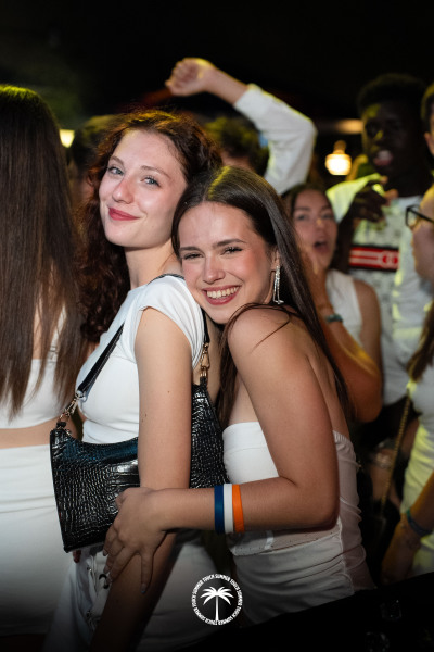 07.06-Touch-Summer-74-di-102