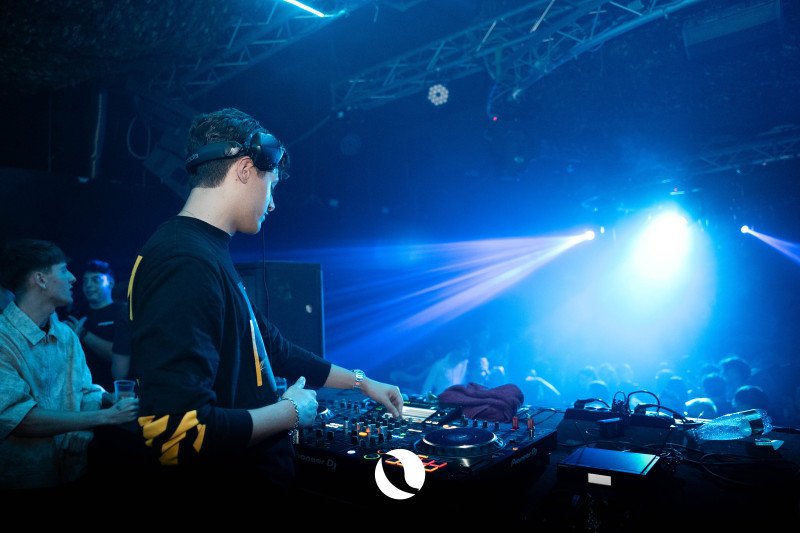 10.05-Plaa-Club-68-di-80