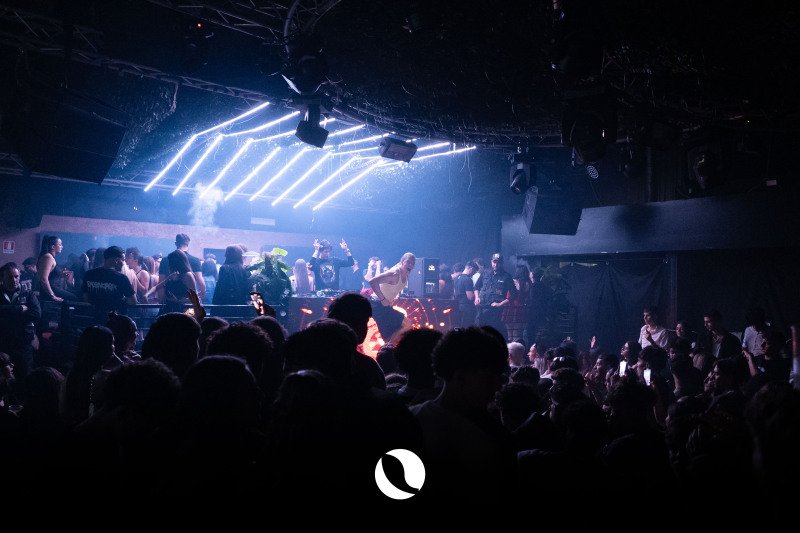 10.05-Plaa-Club-_1-di-80