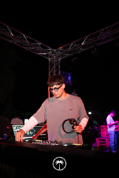 20.06-Touch-Summer-57-di-79