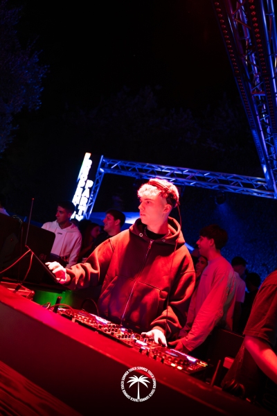22.08-TOUCH-SUMMER-23-di-90