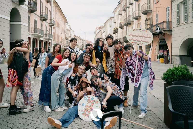 26.04-PARATA-FLOWER-POWER-40-di-40